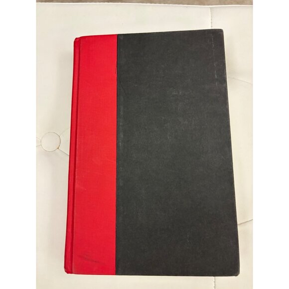 Blood On The Horns: The Long Strange Ride Of Michael Jordans Chicago Bulls - Picture 7 of 12